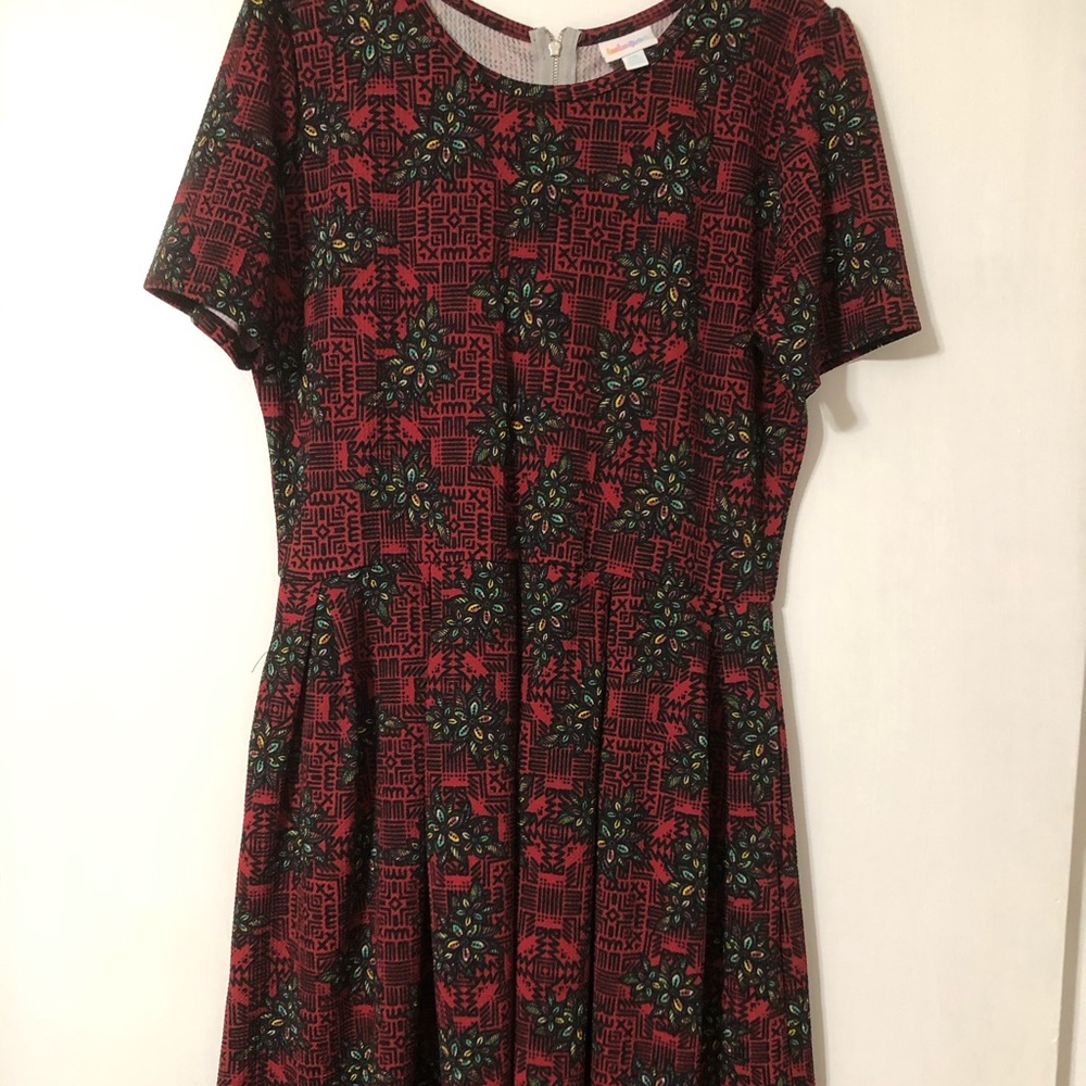LuLaRoe Amelia